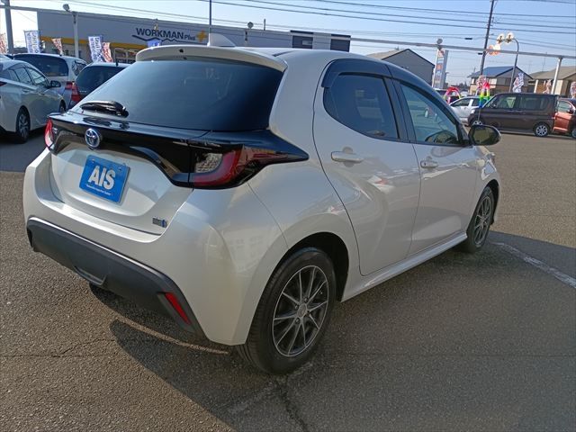 TOYOTA YARIS HYBRID 2022 Image 31