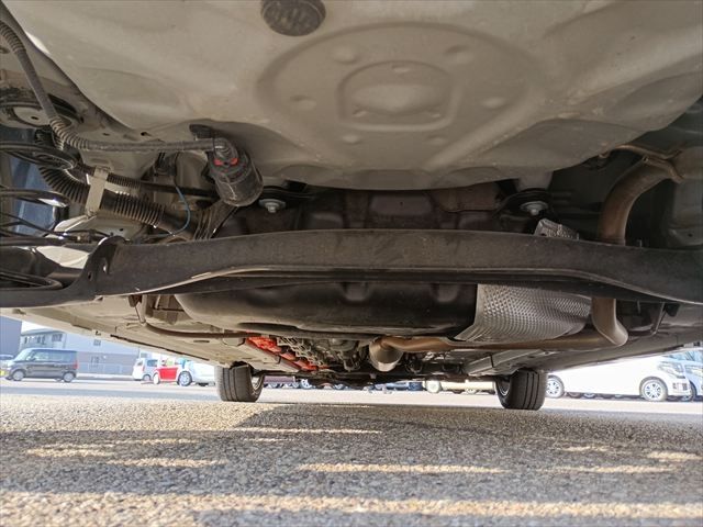 TOYOTA YARIS HYBRID 2022 Image 31