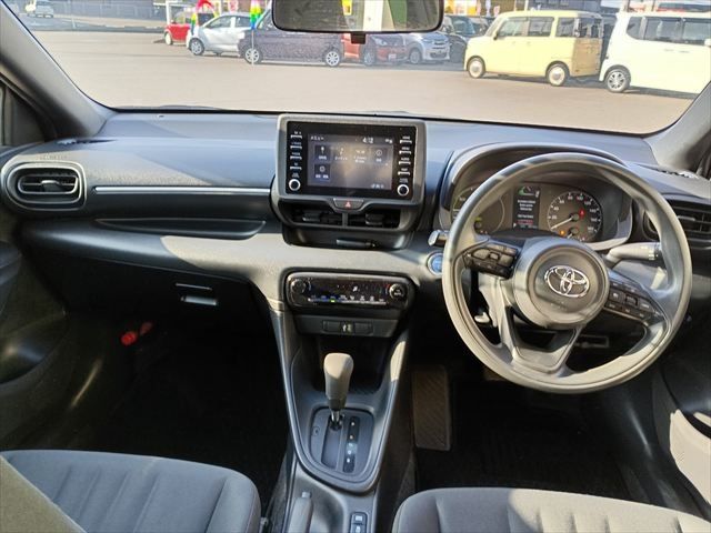 TOYOTA YARIS HYBRID 2022 Image 31