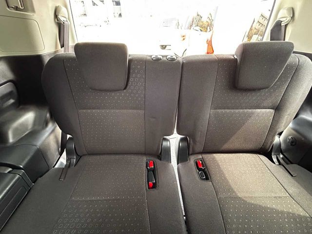 TOYOTA VOXY 2015 Image 31