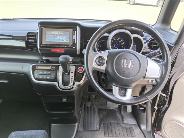 HONDA N BOX CUSTOM 2015 Image 31