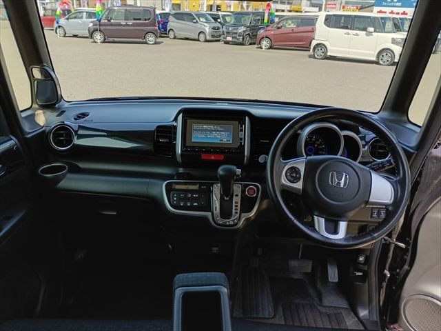 HONDA N BOX CUSTOM 2015 Image 31