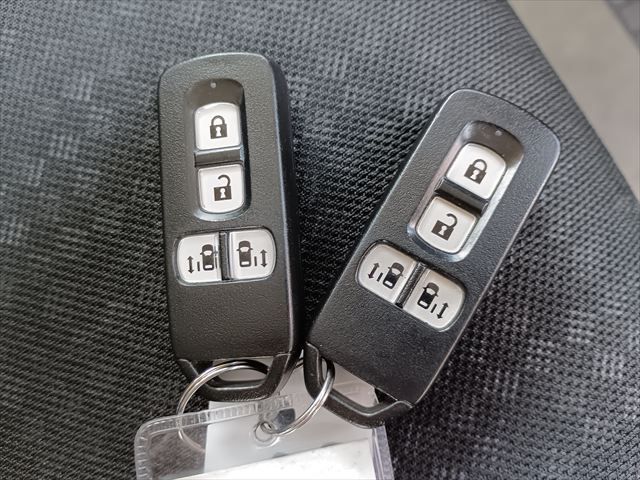 HONDA N BOX CUSTOM 2015 Image 31