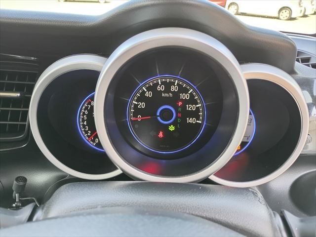 HONDA N BOX CUSTOM 2015 Image 31