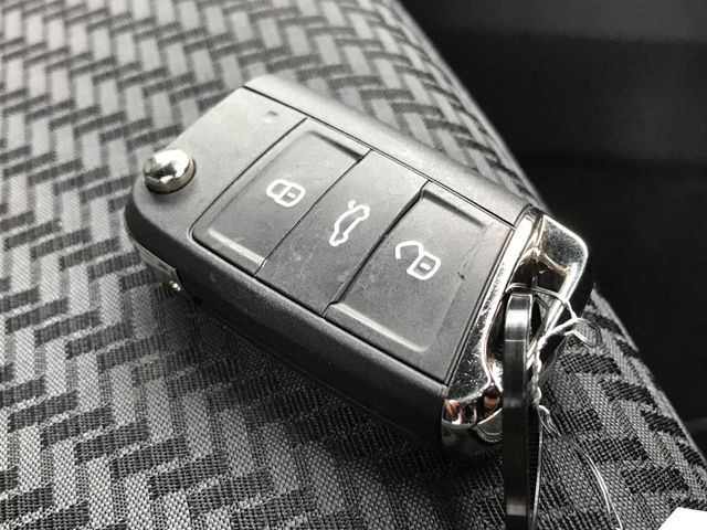 VOLKSWAGEN T-ROC 2021 Image 31