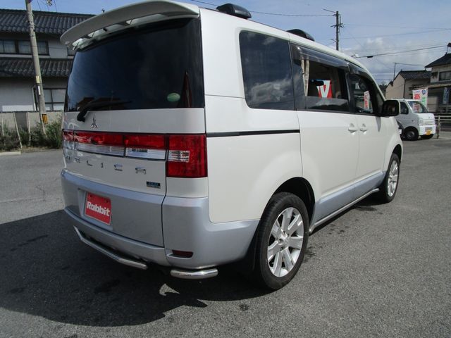 MITSUBISHI DELICA D:5 4WD 2013 Image 31