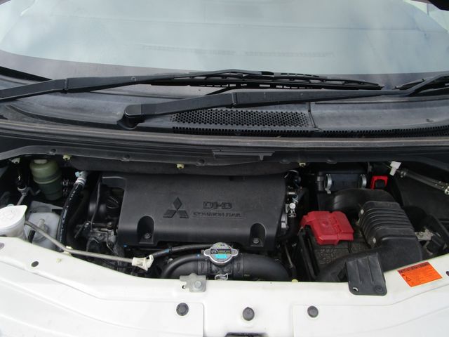 MITSUBISHI DELICA D:5 4WD 2013 Image 31