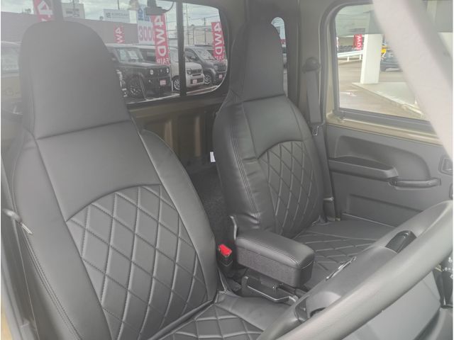 DAIHATSU HIJET TRUCK 4WD 2022 Image 31