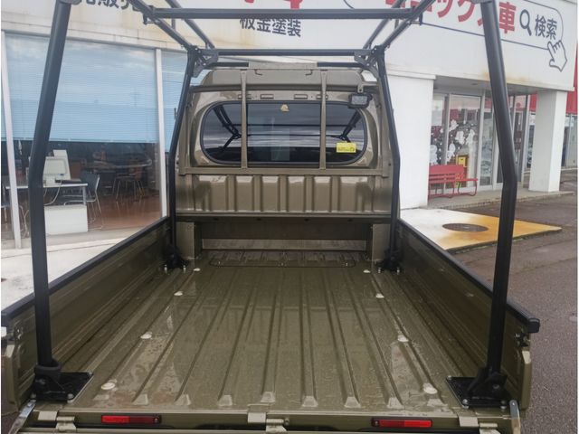 DAIHATSU HIJET TRUCK 4WD 2022 Image 31