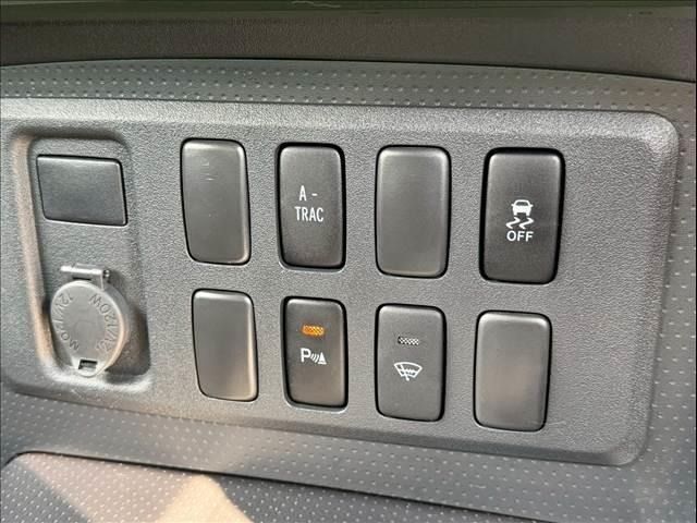 TOYOTA FJ CRUISER 4WD 2013 Image 31