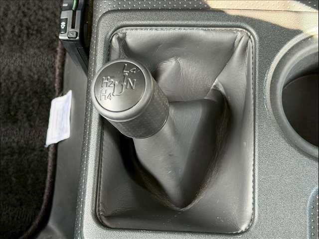 TOYOTA FJ CRUISER 4WD 2013 Image 31