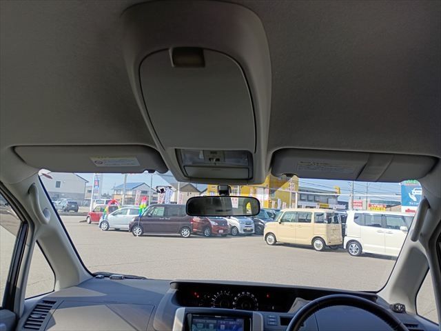 TOYOTA VOXY 4WD 2010 Image 31