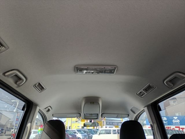 TOYOTA VOXY 4WD 2010 Image 31