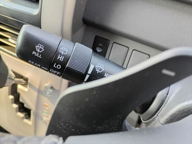 TOYOTA VOXY 4WD 2010 Image 31