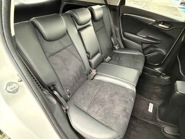 HONDA SHUTTLE HYBRID 2017 Image 31