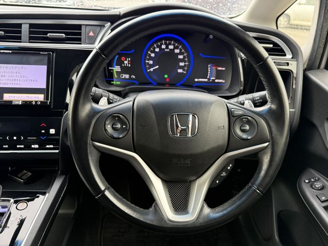 HONDA SHUTTLE HYBRID 2017 Image 31