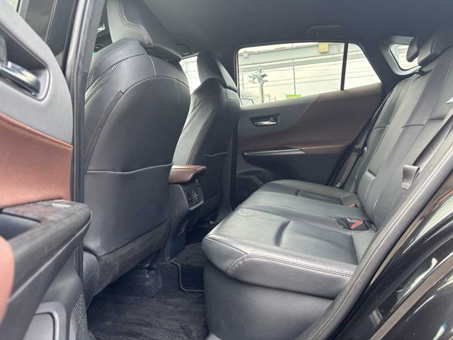 TOYOTA HARRIER HYBRID 2023 Image 31