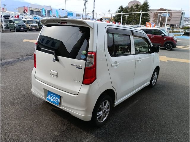 SUZUKI WAGON R 2013 Image 31