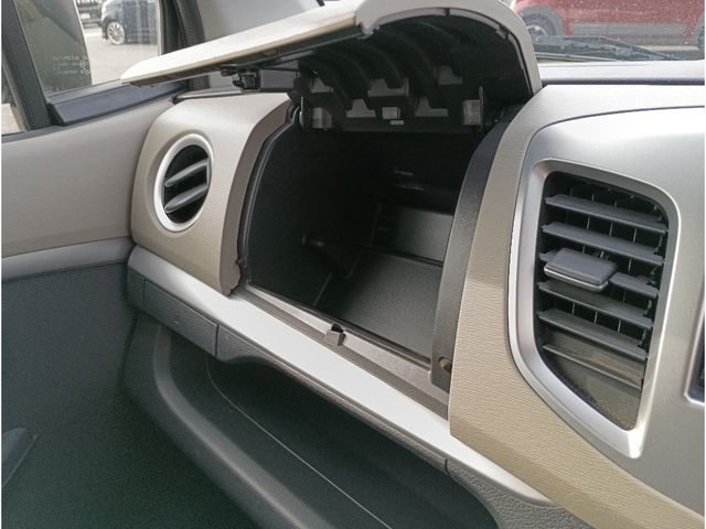 SUZUKI WAGON R 2013 Image 31