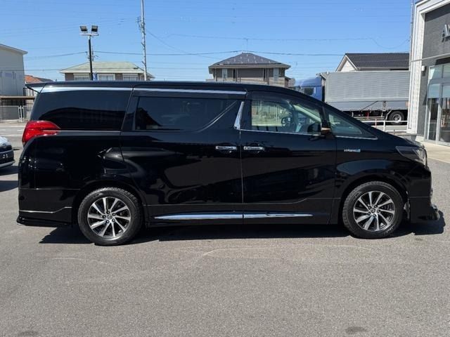 TOYOTA ALPHARD HYBRID 4WD 2017 Image 31