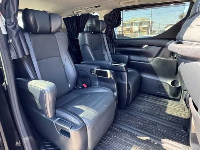 TOYOTA ALPHARD HYBRID 4WD 2017 Image 31