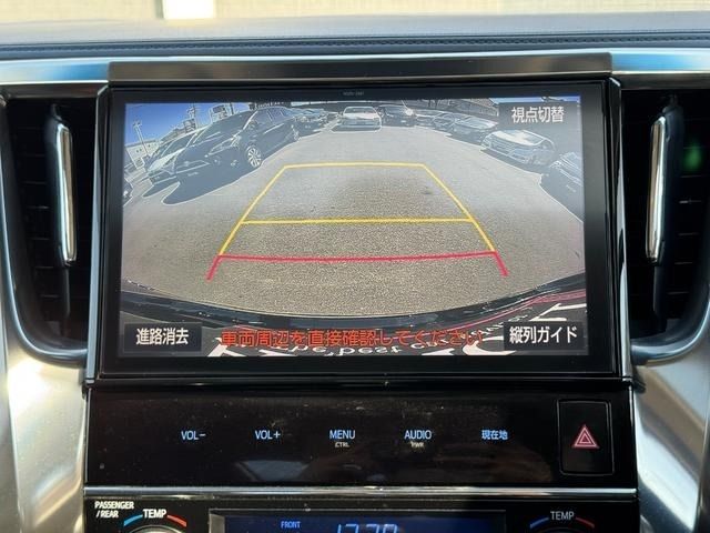 TOYOTA ALPHARD HYBRID 4WD 2017 Image 31