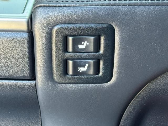 TOYOTA ALPHARD HYBRID 4WD 2017 Image 31