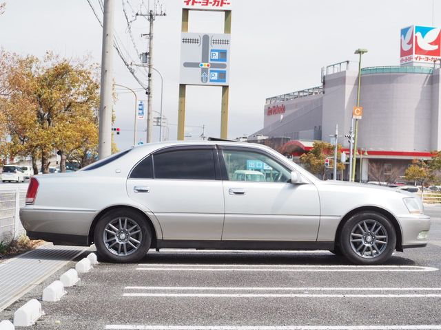 TOYOTA CROWN MAJESTA 2003 Image 31