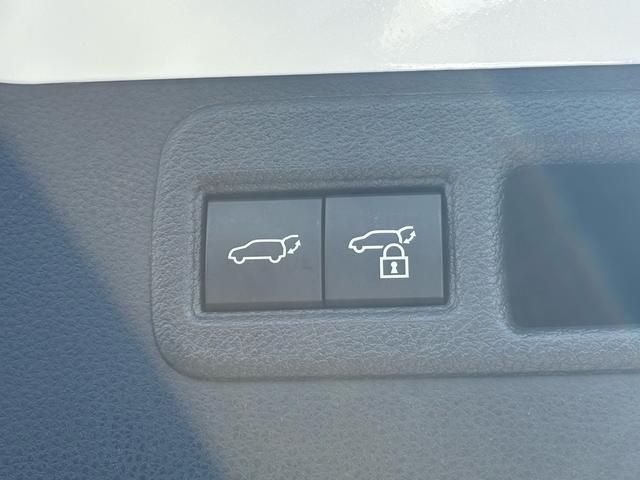 TOYOTA HARRIER HYBRID 2024 Image 31