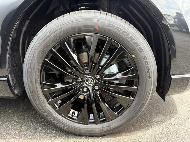 TOYOTA HARRIER HYBRID 2026 Image 31