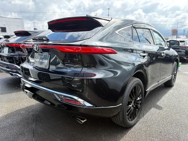 TOYOTA HARRIER HYBRID 2026 Image 31