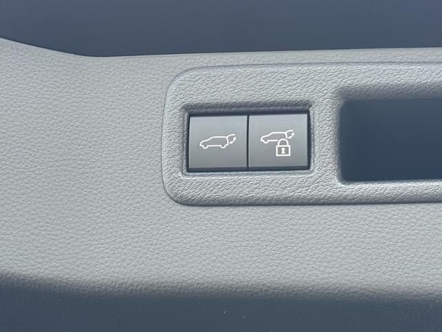 TOYOTA HARRIER HYBRID 2026 Image 31