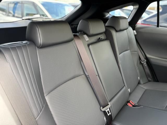 TOYOTA HARRIER HYBRID 2026 Image 31