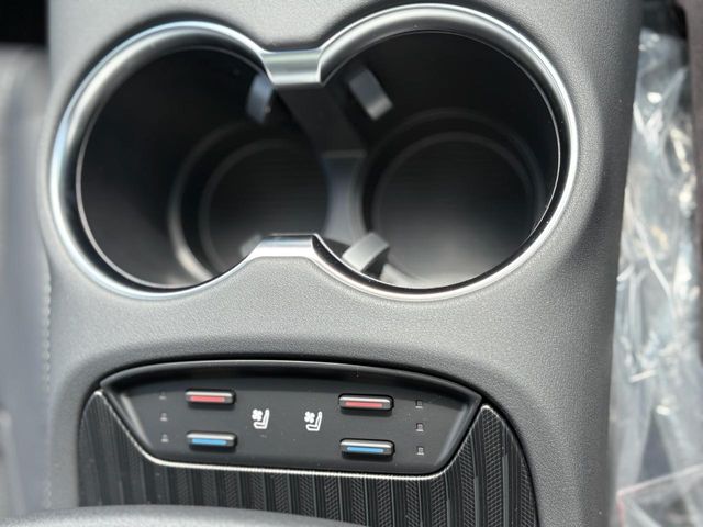 TOYOTA HARRIER HYBRID 2026 Image 31