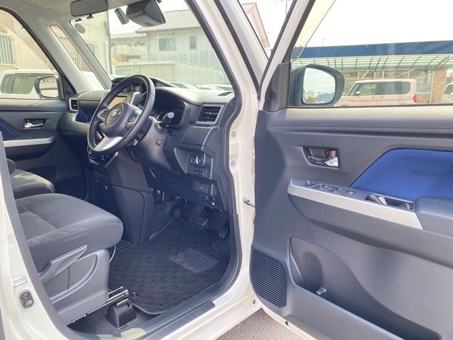 TOYOTA ROOMY 2019 Image 31
