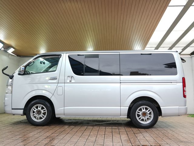 TOYOTA REGIUSACE VAN 2WD 2010 Image 31