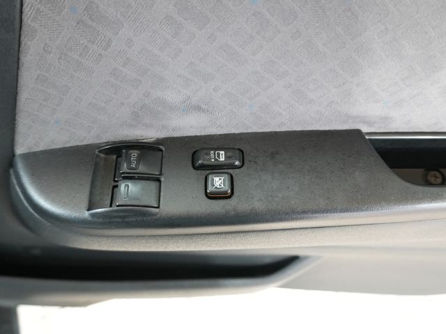 TOYOTA REGIUSACE VAN 2WD 2010 Image 31