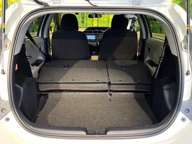 TOYOTA AQUA 2012 Image 31