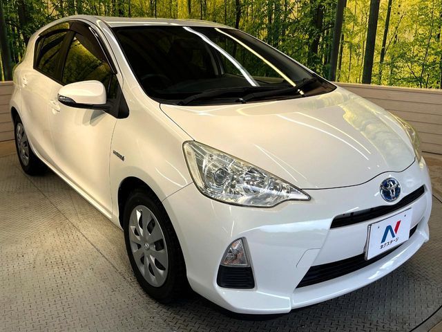 TOYOTA AQUA 2012 Image 31