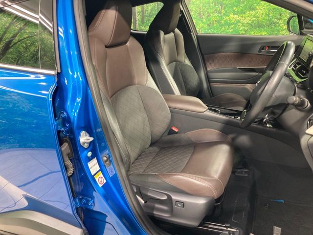 TOYOTA C-HR 2017 Image 31