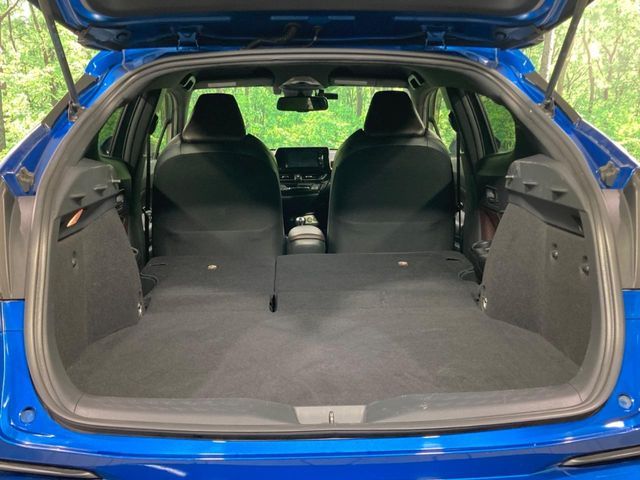 TOYOTA C-HR 2017 Image 31