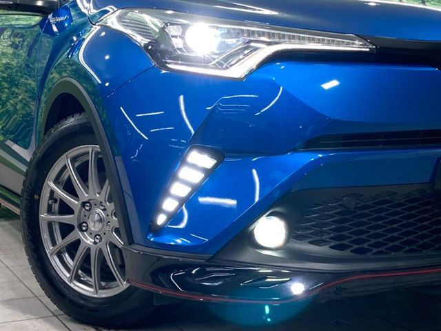 TOYOTA C-HR 2017 Image 31