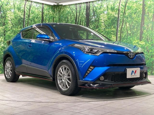 TOYOTA C-HR 2017 Image 31
