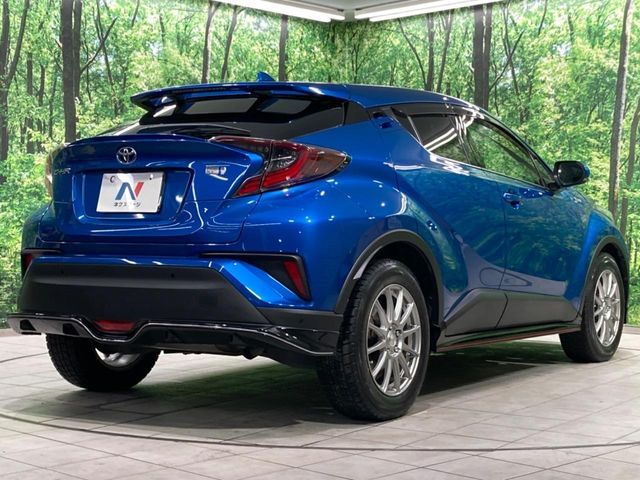 TOYOTA C-HR 2017 Image 31