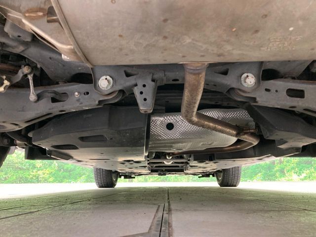 TOYOTA C-HR 2017 Image 31