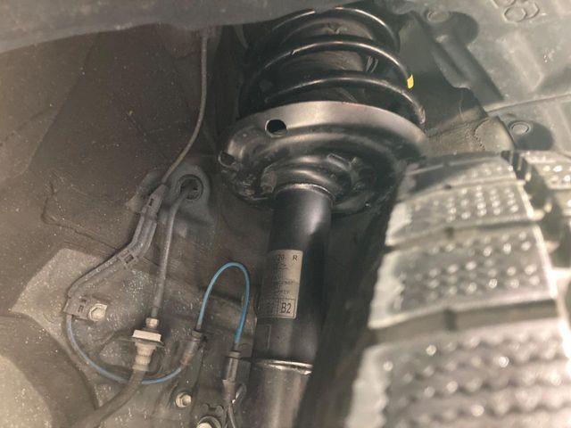 TOYOTA C-HR 2017 Image 31