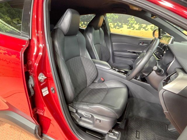 TOYOTA C-HR 2020 Image 31