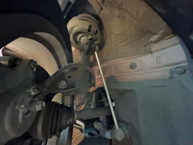 TOYOTA C-HR 2020 Image 31