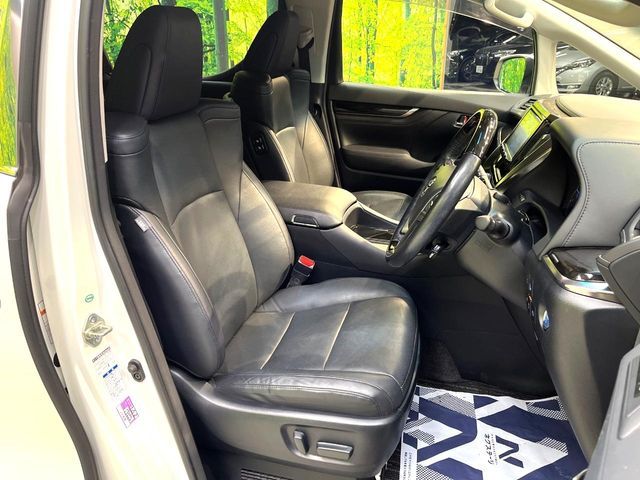 TOYOTA VELLFIRE  HYBRID 4WD 2017 Image 31