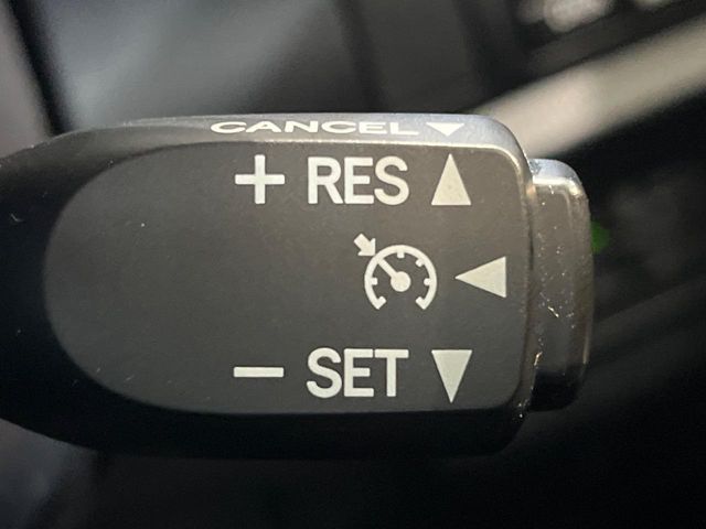 TOYOTA VOXY HYBRID 2019 Image 31